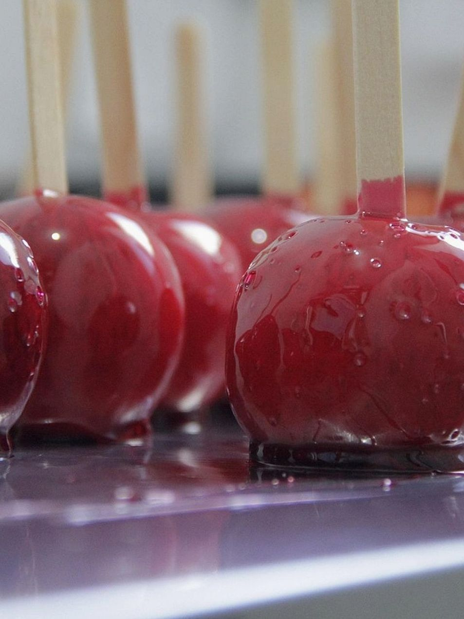 Premium chocolate lolly confectionery online